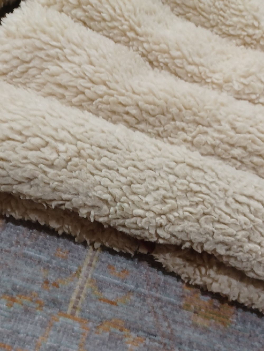 Patagonia Baby Recycled Hi-Loft Parka - Picture 6 of 8